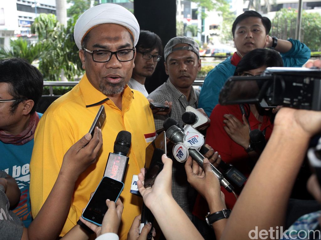 Disebut PDIP Insaf Gegara Masuk Istana, Ini Respons Ngabalin